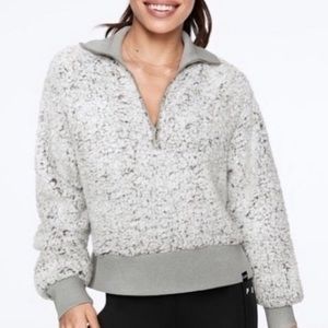 Victoria’s Secret Pink sherpa half-zip up pullover sweater